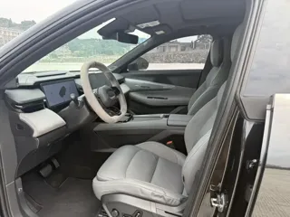 Lynk & Co 08 EM-P 2024 купить из Китая, цена 4 590 000 ₽ — Suifenhe Auto