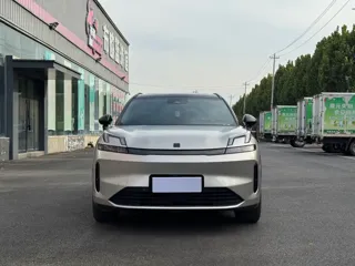Lynk & Co 08 EM-P 2024 купить из Китая, цена 3 151 000 ₽ — Suifenhe Auto