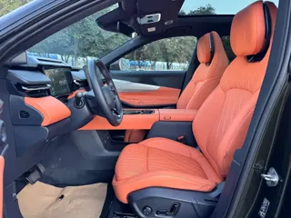 Lynk & Co 08 EM-P 2025 купить из Китая, цена 5 395 000 ₽ — Suifenhe Auto
