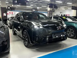 Lynk & Co 08 EM-P 2025 купить из Китая, цена 5 474 000 ₽ — Suifenhe Auto