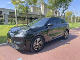 Lynk & Co 08 EM-P 2024 купить из Китая, цена 3 140 000 ₽ — Suifenhe Auto