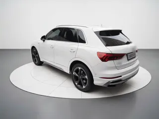 Audi Q3 2021 купить из Китая, цена 2 459 000 ₽ — Suifenhe Auto