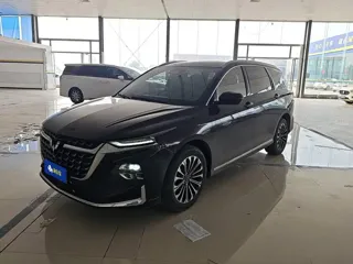 Wuling Victory 2024 купить из Китая, цена 2 681 000 ₽ — Suifenhe Auto