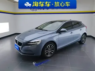 Volvo V40 2018 купить из Китая, цена 1 459 000 ₽ — Suifenhe Auto