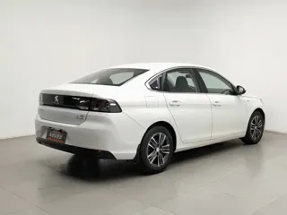 Peugeot 308 2019 купить из Китая, цена 1 016 000 ₽ — Suifenhe Auto
