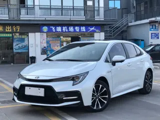 Toyota Levin 2021 купить из Китая, цена 1 688 000 ₽ — Suifenhe Auto