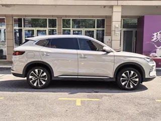 BYD Song Plus (EV) 2025 купить из Китая, цена 2 051 000 ₽ — Suifenhe Auto