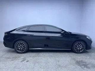 BYD Seal 07 DM-i 2025 купить из Китая, цена 3 133 000 ₽ — Suifenhe Auto