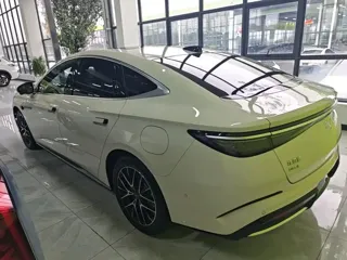 BYD Seal 07 DM-i 2025 купить из Китая, цена 3 517 000 ₽ — Suifenhe Auto