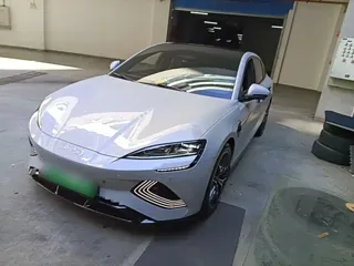 BYD Seal 2025 купить из Китая, цена 4 373 000 ₽ — Suifenhe Auto