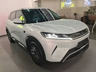 BYD Yuan Up 2025 купить из Китая, цена 1 818 000 ₽ — Suifenhe Auto