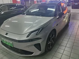 Lynk & Co 07 EM-P 2025 купить из Китая, цена 3 866 000 ₽ — Suifenhe Auto