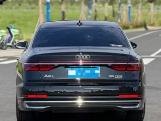 Audi A8 2025 купить из Китая, цена 9 986 000 ₽ — Suifenhe Auto