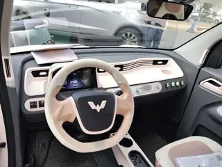 Wuling Hong Guang Mini EV 2021 купить из Китая, цена 794 000 ₽ — Suifenhe Auto