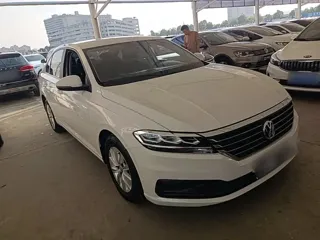Volkswagen Lavida 2019 купить из Китая, цена 1 369 000 ₽ — Suifenhe Auto