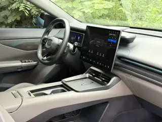 Lynk & Co 07 EM-P 2024 купить из Китая, цена 3 323 000 ₽ — Suifenhe Auto