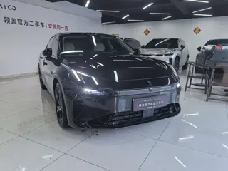 Lynk & Co 07 EM-P 2025 купить из Китая, цена 4 031 000 ₽ — Suifenhe Auto