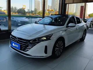 Nissan Teana 2024 купить из Китая, цена 2 056 000 ₽ — Suifenhe Auto