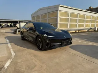 Deepal L07 2025 купить из Китая, цена 3 675 000 ₽ — Suifenhe Auto
