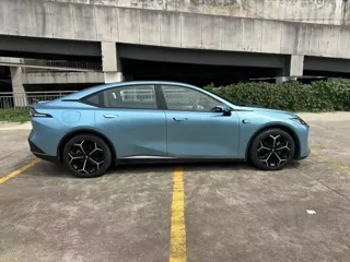 Deepal L07 2024 купить из Китая, цена 2 704 000 ₽ — Suifenhe Auto