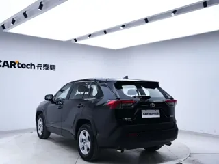 Toyota RAV4 2024 купить из Китая, цена 3 104 000 ₽ — Suifenhe Auto