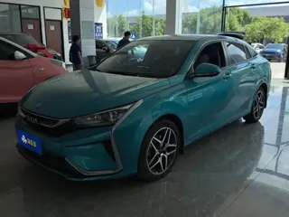 Dongfeng Yixuan 2021 купить из Китая, цена 1 148 000 ₽ — Suifenhe Auto