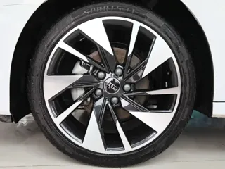 Audi A3 2023 купить из Китая, цена 2 184 000 ₽ — Suifenhe Auto