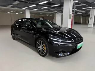 Denza Z9 2026 купить из Китая, цена 7 816 000 ₽ — Suifenhe Auto