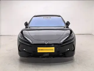Denza Z9 2024 купить из Китая, цена 7 352 000 ₽ — Suifenhe Auto
