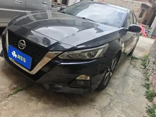 Nissan Teana 2022 купить из Китая, цена 1 707 000 ₽ — Suifenhe Auto
