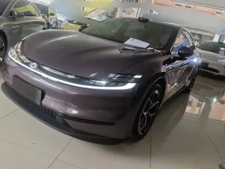 Changan A06 2026 купить из Китая, цена 3 612 000 ₽ — Suifenhe Auto