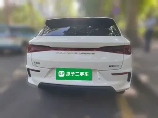 BYD e2 2020 купить из Китая, цена 1 180 000 ₽ — Suifenhe Auto