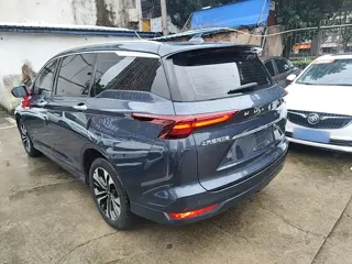 Wuling Victory 2021 купить из Китая, цена 1 442 000 ₽ — Suifenhe Auto