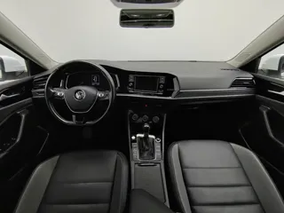 Volkswagen Sagitar 2020 купить из Китая, цена 1 231 000 ₽ — Suifenhe Auto