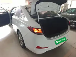 Hyundai Elantra Yuedong 2023 купить из Китая, цена 1 288 000 ₽ — Suifenhe Auto