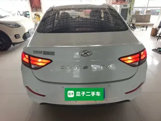 Hyundai Elantra Yuedong 2023 купить из Китая, цена 1 288 000 ₽ — Suifenhe Auto