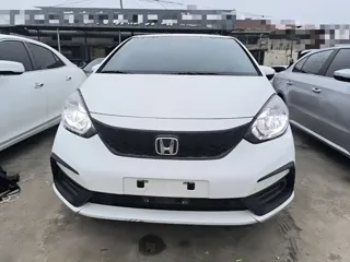 Honda Fit 2023 купить из Китая, цена 1 247 000 ₽ — Suifenhe Auto