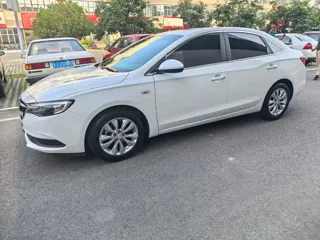 Buick Excelle GT 2022 купить из Китая, цена 1 177 000 ₽ — Suifenhe Auto