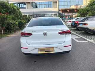 Buick Excelle GT 2022 купить из Китая, цена 1 177 000 ₽ — Suifenhe Auto