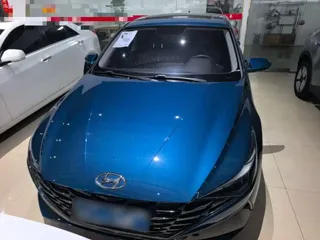 Hyundai Elantra 2021 купить из Китая, цена 1 446 000 ₽ — Suifenhe Auto