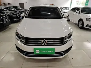Volkswagen Santana 2023 купить из Китая, цена 1 179 000 ₽ — Suifenhe Auto