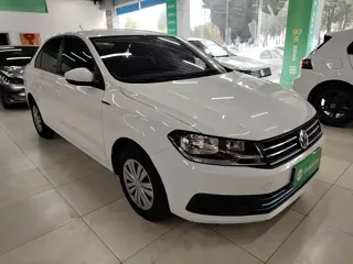 Volkswagen Santana 2023 купить из Китая, цена 1 179 000 ₽ — Suifenhe Auto