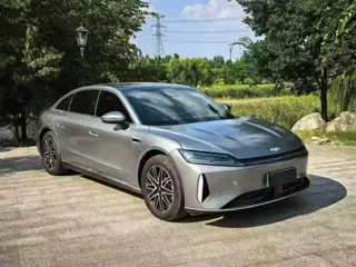 Chery Fengyun A9L 2025 купить из Китая, цена 3 381 000 ₽ — Suifenhe Auto