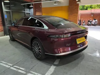 Chery Fengyun A9L 2025 купить из Китая, цена 4 882 000 ₽ — Suifenhe Auto