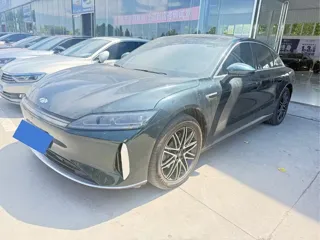 Chery Fengyun A9L 2025 купить из Китая, цена 3 190 000 ₽ — Suifenhe Auto