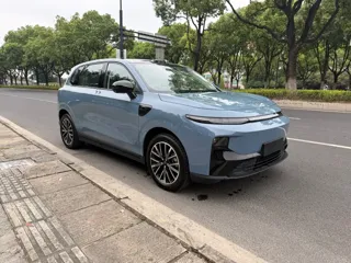 Leapmotor B10 2025 купить из Китая, цена 3 061 000 ₽ — Suifenhe Auto