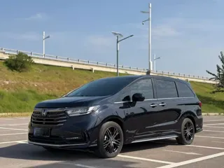 Honda Odyssey 2024 купить из Китая, цена 4 821 000 ₽ — Suifenhe Auto