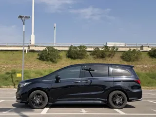 Honda Odyssey 2024 купить из Китая, цена 4 821 000 ₽ — Suifenhe Auto