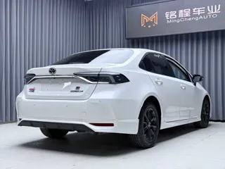Toyota Corolla 2022 купить из Китая, цена 1 713 000 ₽ — Suifenhe Auto