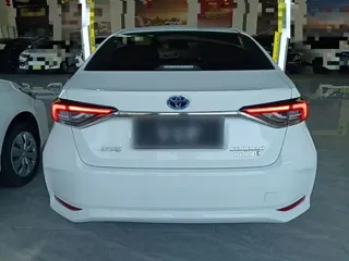 Toyota Corolla 2023 купить из Китая, цена 1 686 000 ₽ — Suifenhe Auto
